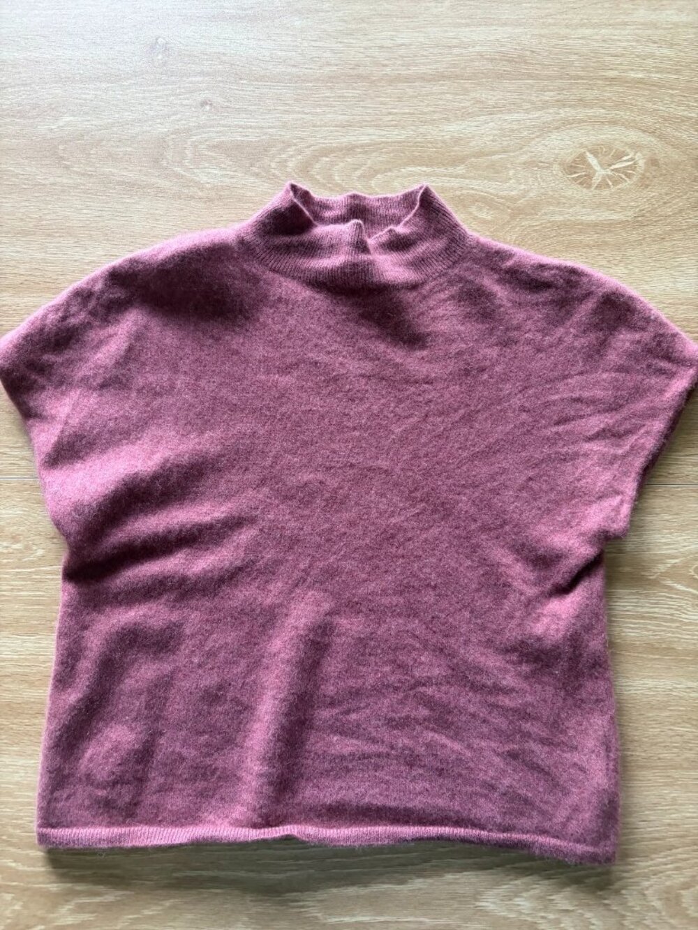Halston 100% 2-Ply Cashmere Short Sleeve Mock Neck Sweater Mauve - Size M/L